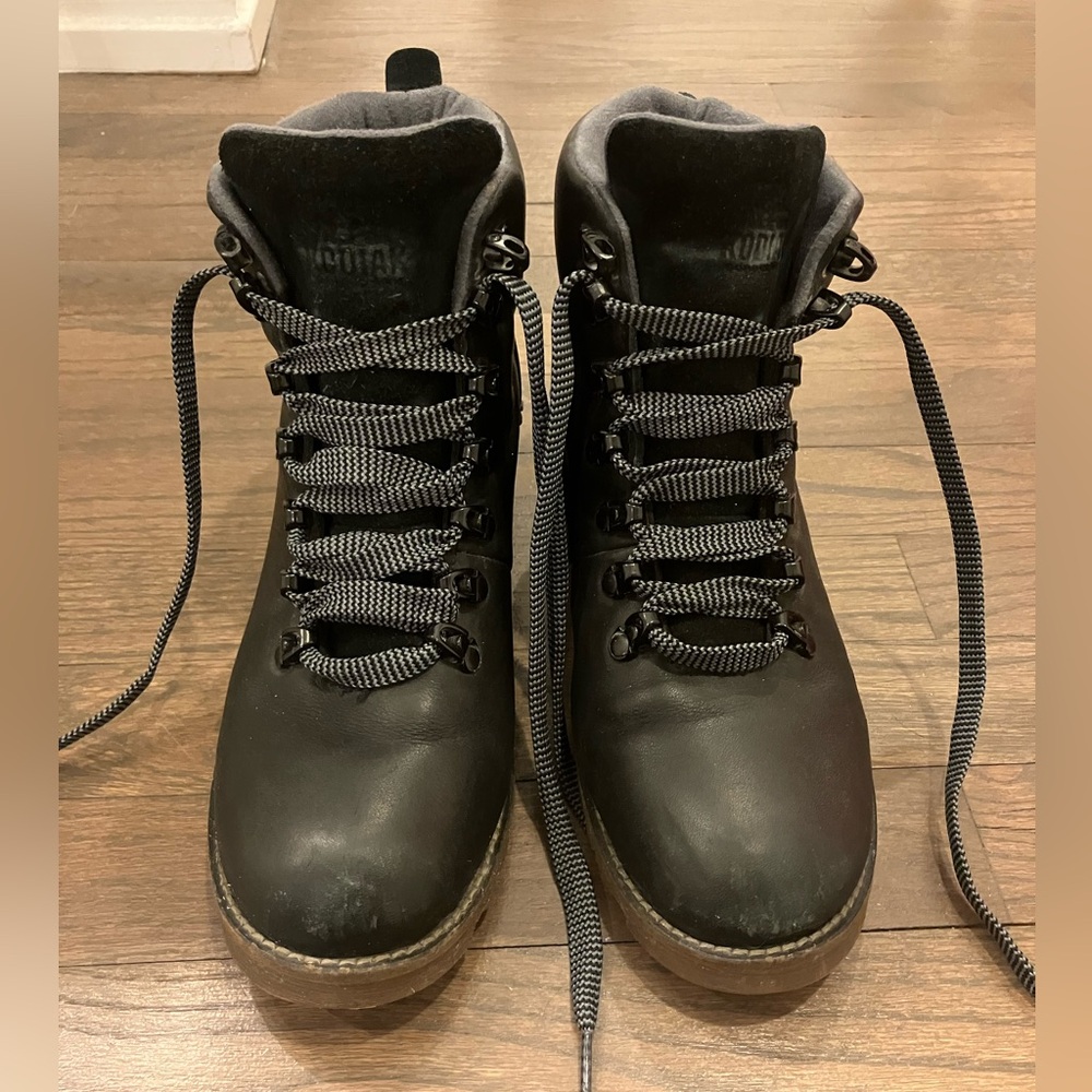 Kodiak Fernie Insulated Waterproof Boots